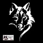 Autocollant illustrant une tête de Loup - Vue de face - Loup Tribal - Stickers voiture - blanc